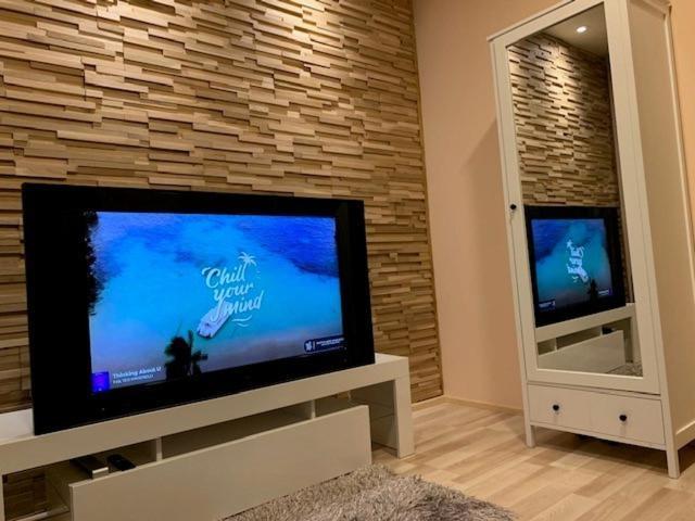 Oak Lounge Lux Apartment Rīga Exterior foto